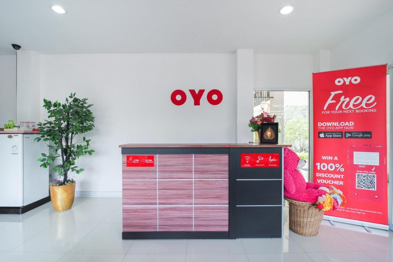 Super Oyo 662 Malee Bunga Hotel Csonburi Kültér fotó